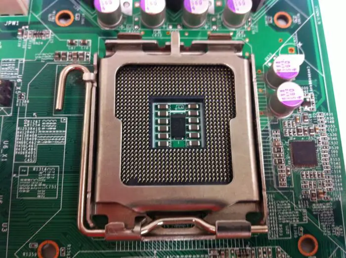 CPU Socket